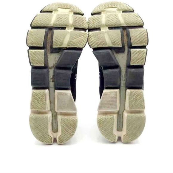 On Cloud Flyer Swiss Engineering Black Running Athletic Sneakers Tennis Shoes W6 - Picture 6 of 6